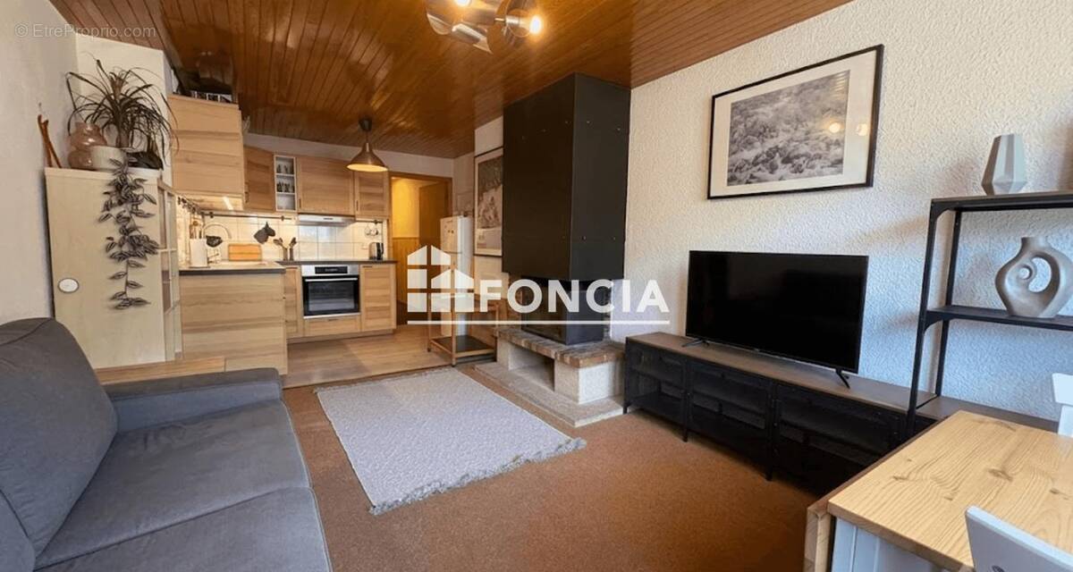 Appartement à LES ALLUES