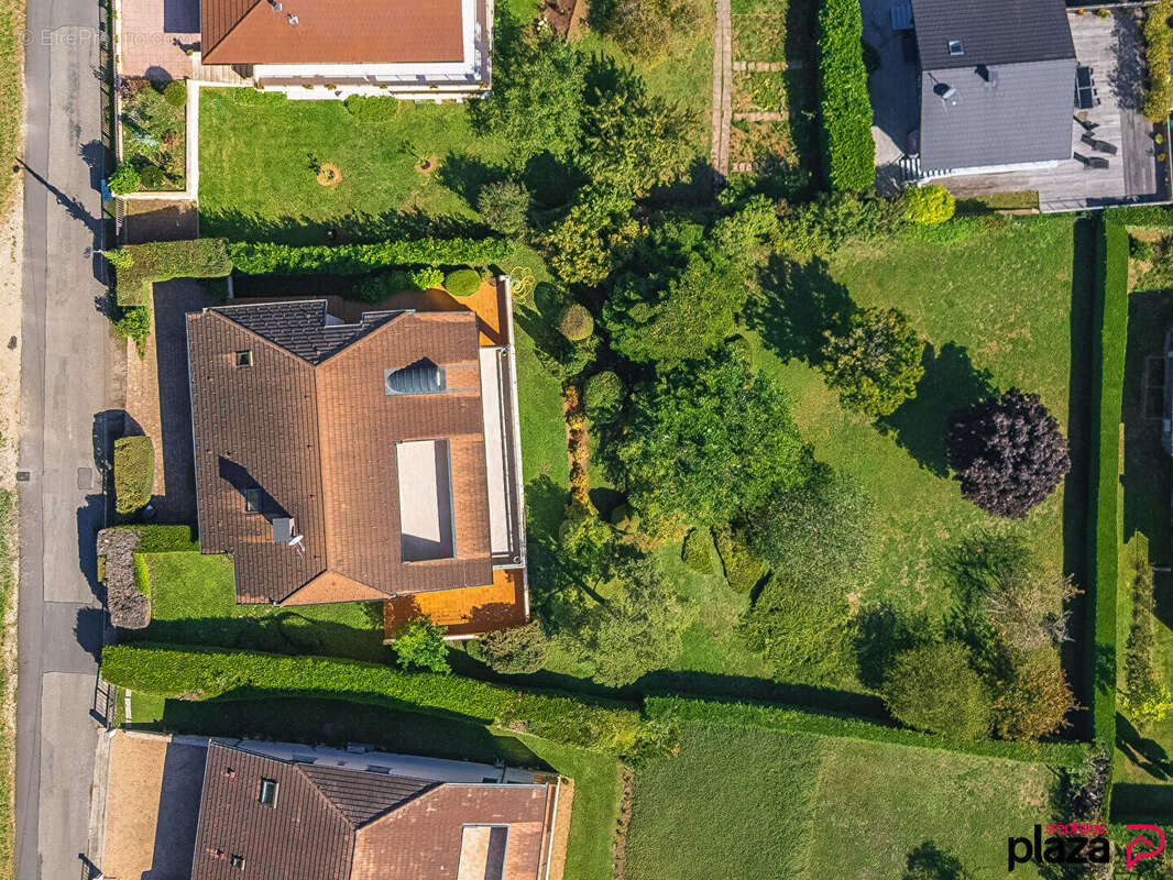 Maison à DIVONNE-LES-BAINS
