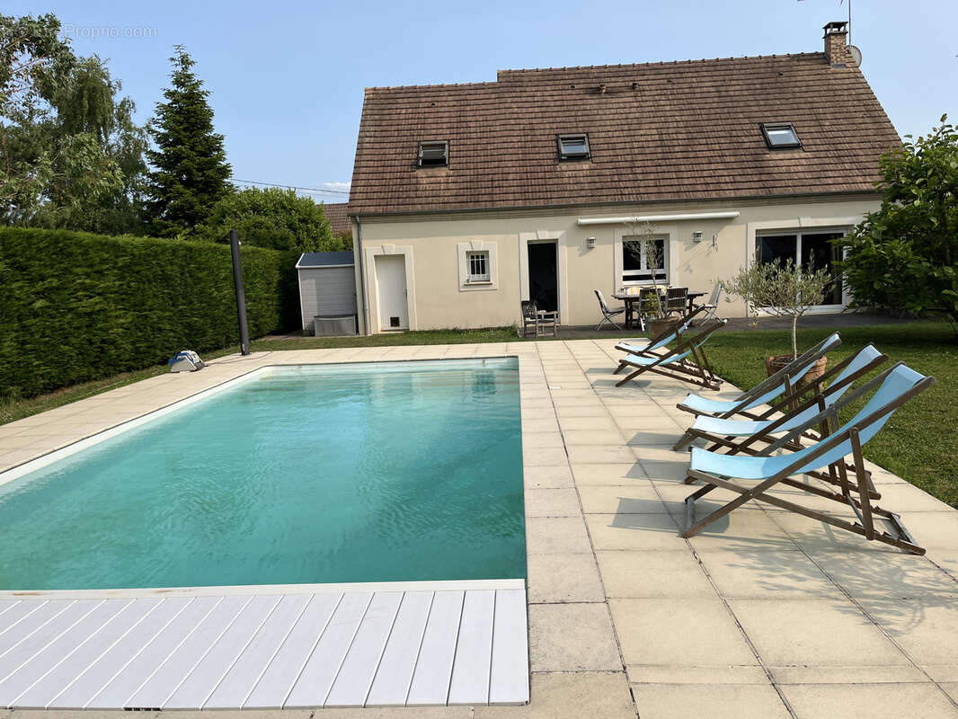 Maison à FONTAINEBLEAU