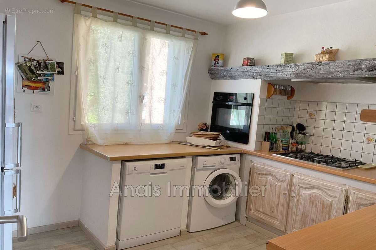 Appartement à COGOLIN