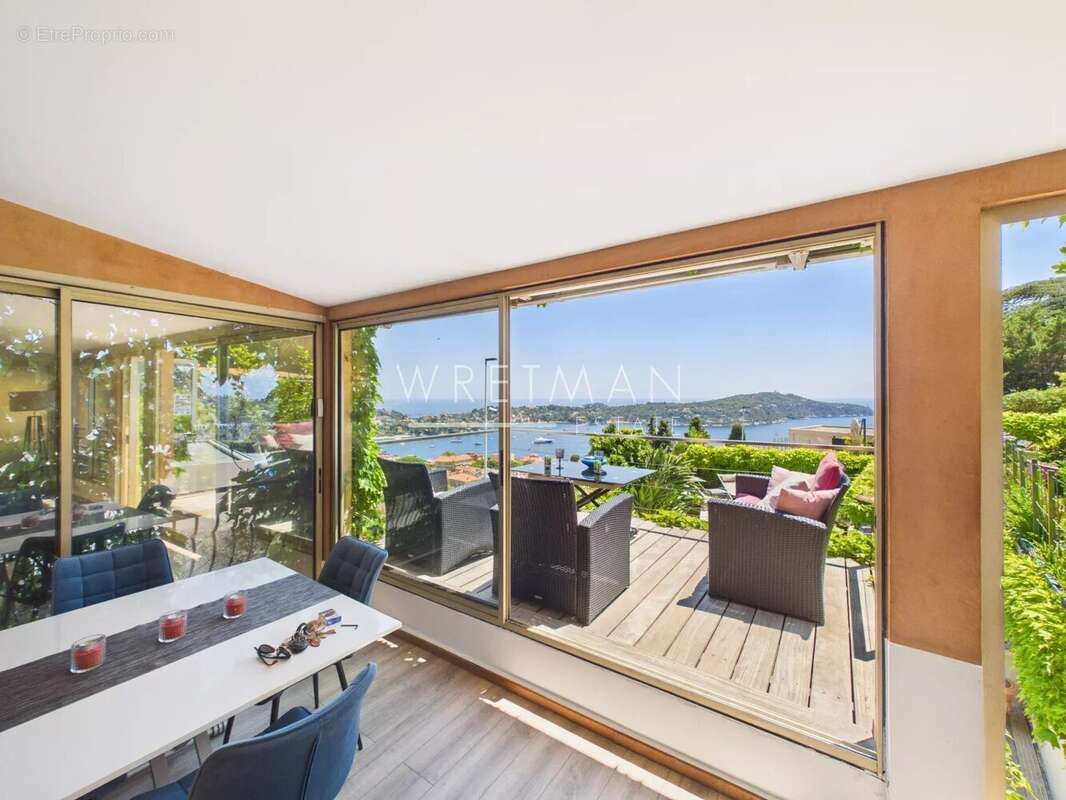 Appartement à VILLEFRANCHE-SUR-MER
