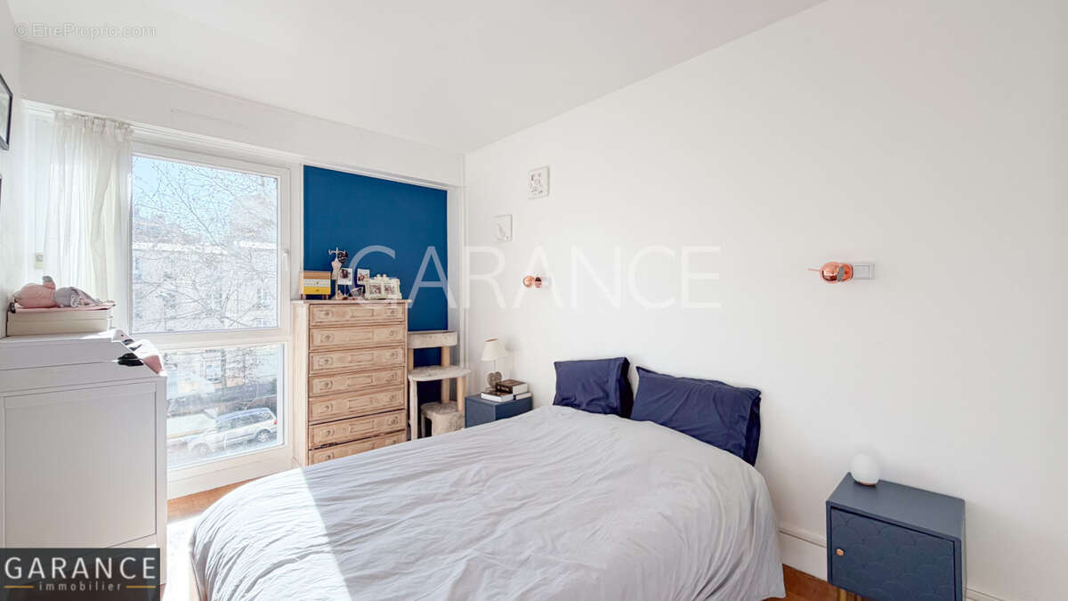 Appartement à PARIS-12E