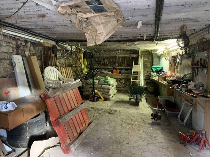 Maison à LUS-LA-CROIX-HAUTE