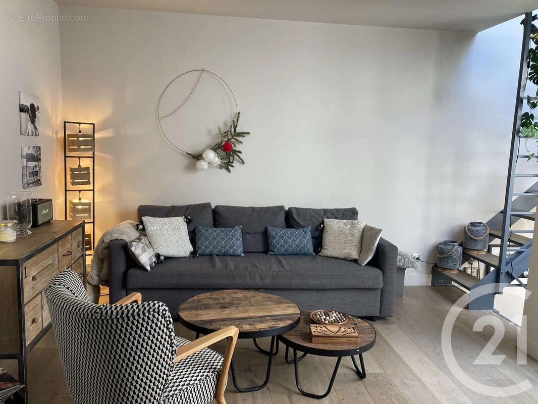 Appartement à SAINT-MAUR-DES-FOSSES