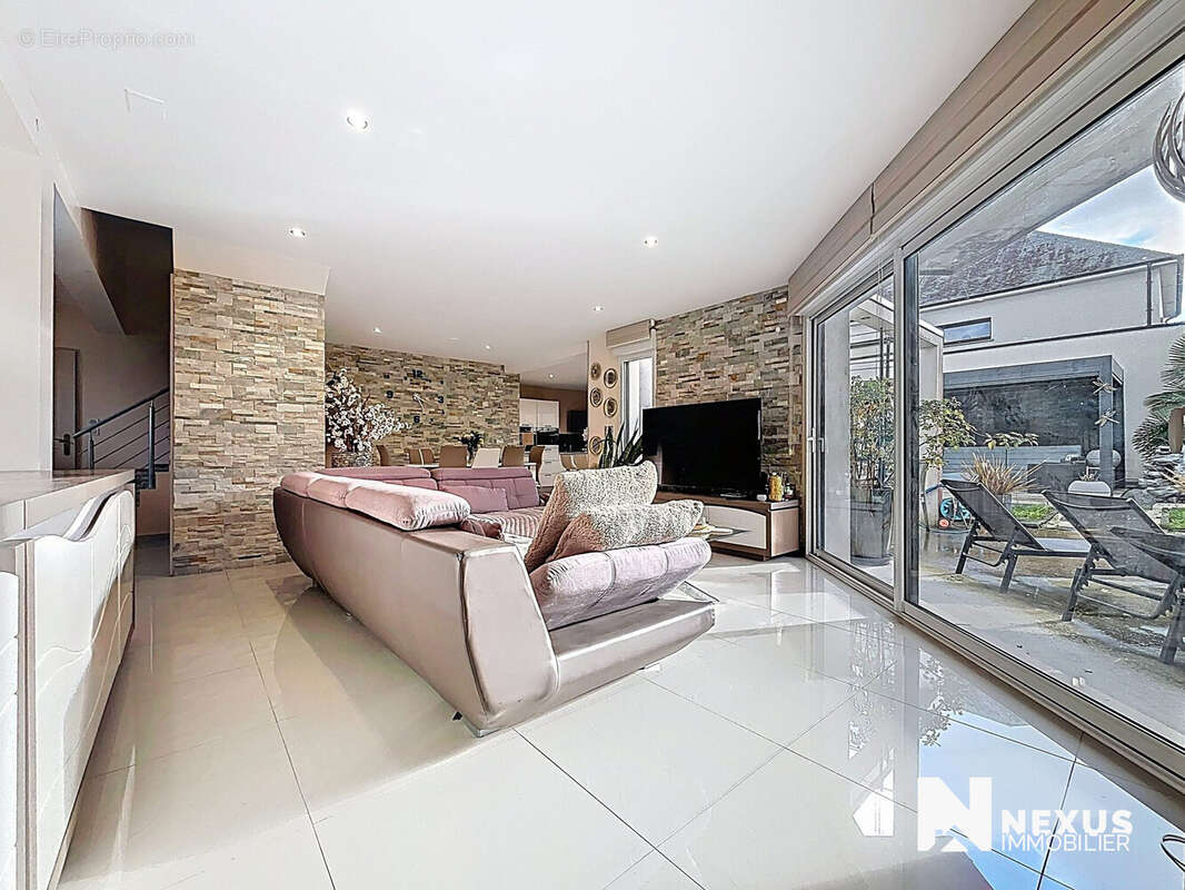 Maison à GRAND-COURONNE