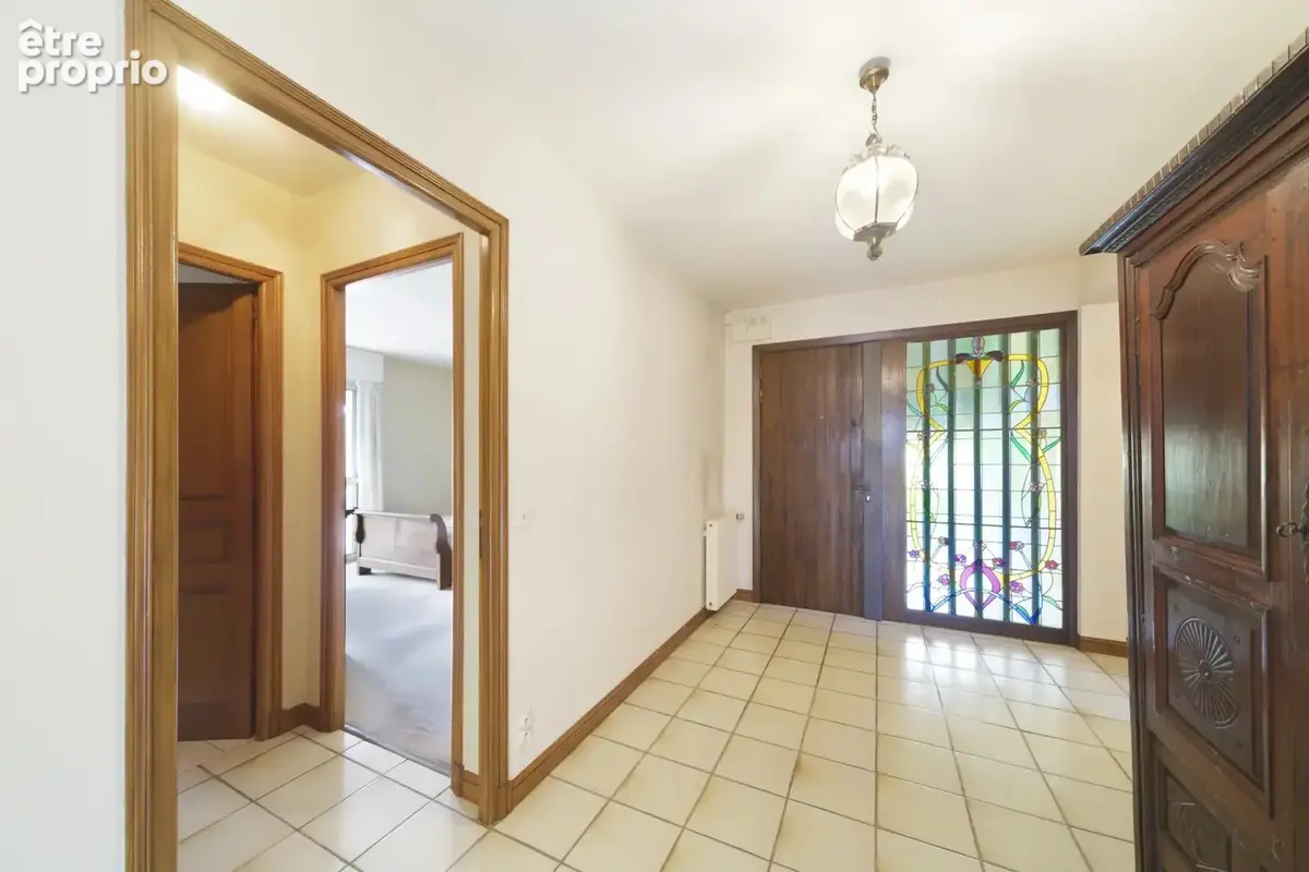 Maison 5 pièces 172 m² à vendre à Lescar (64230) - photo 3