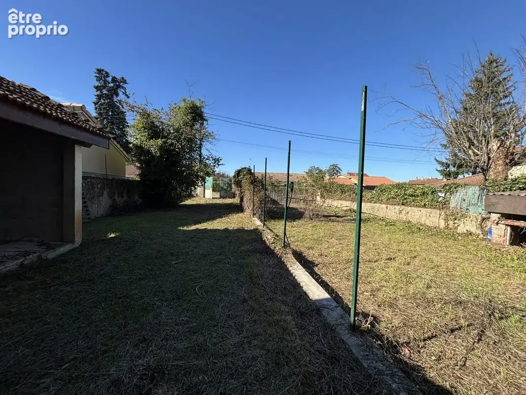 Terrain 380 m² à vendre à Bourg-De-Peage (26300) - photo 1