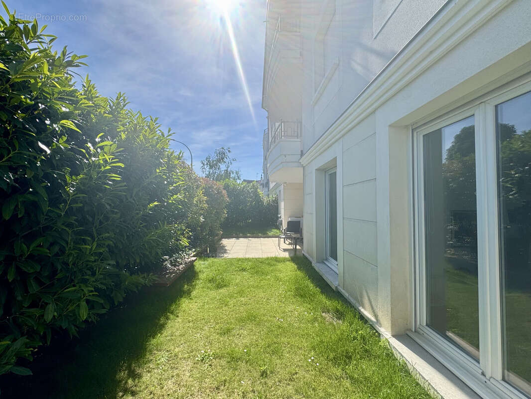 Appartement à LE PERREUX-SUR-MARNE
