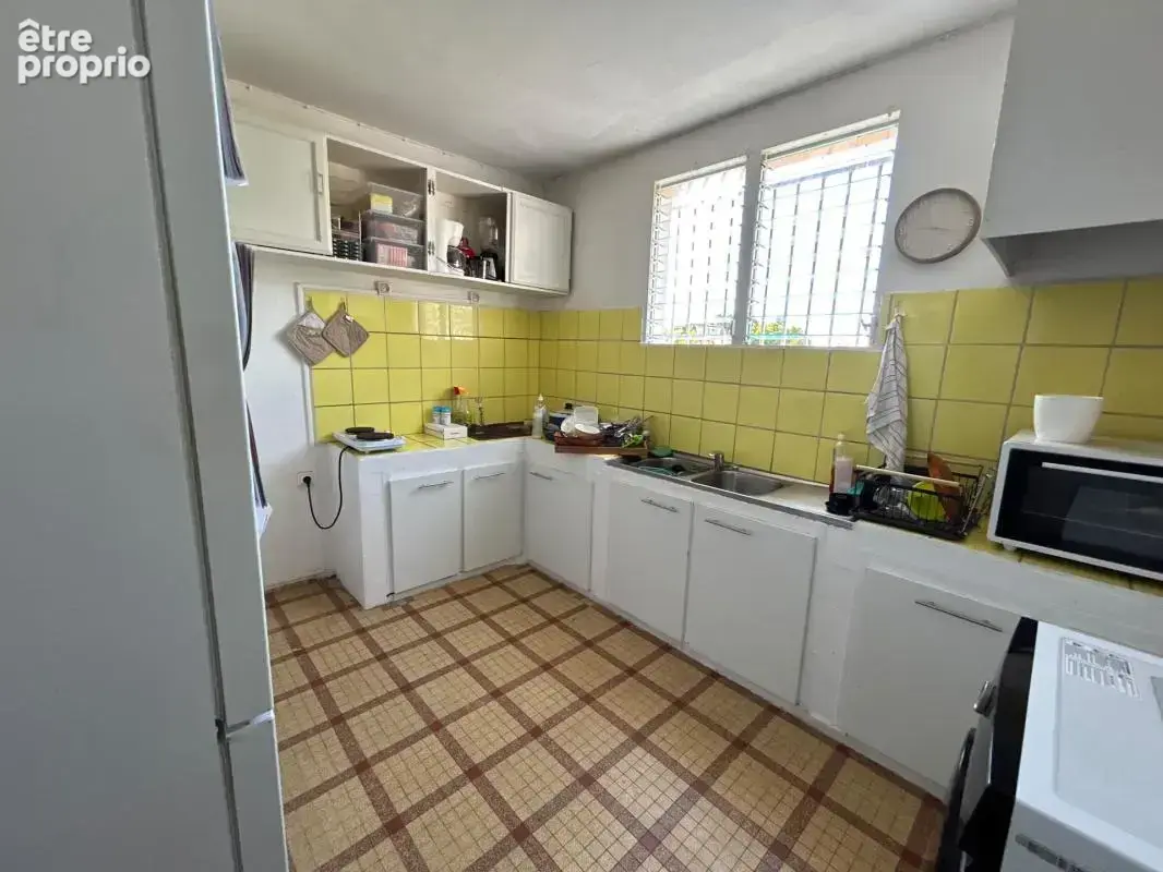 A VENDRE : Villa T8 de 200m² au Gosier (97190) - photo 26