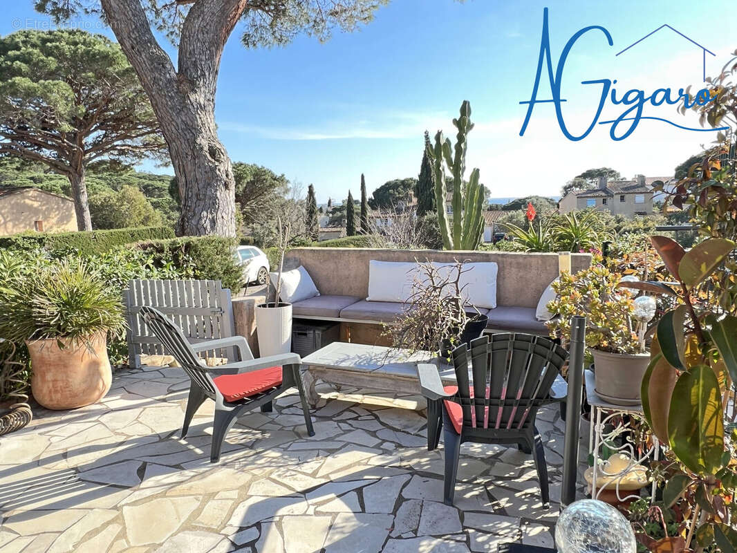 Appartement à LA CROIX-VALMER