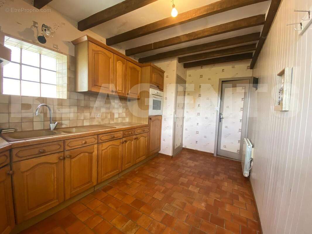 WhatsApp Image 2025-10-07 à 15 - Maison à VION