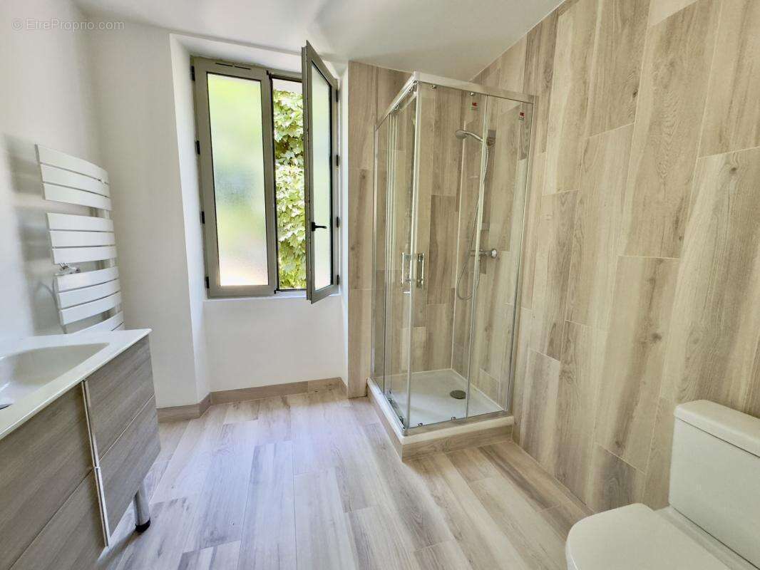 Appartement à MAREIL-MARLY