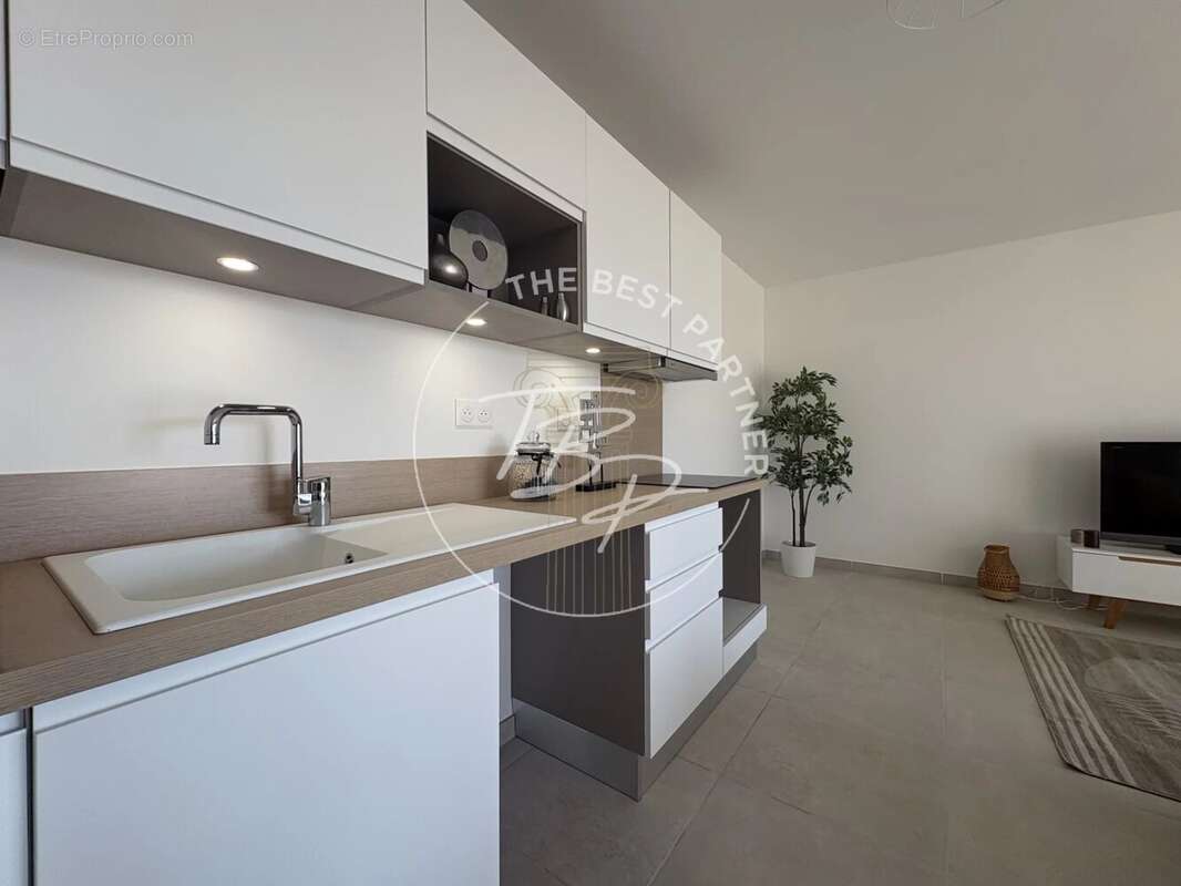 Appartement à SAUVIAN