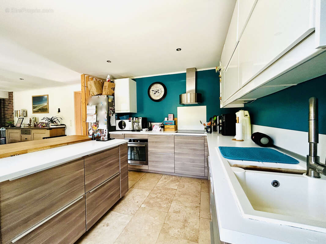 Maison à CRECY-LA-CHAPELLE