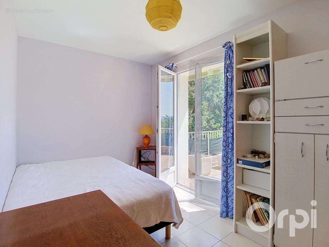 Toulon Ouest (83200) Maison Type 6 de 147 m² quartier l'Escaillon - photo 8