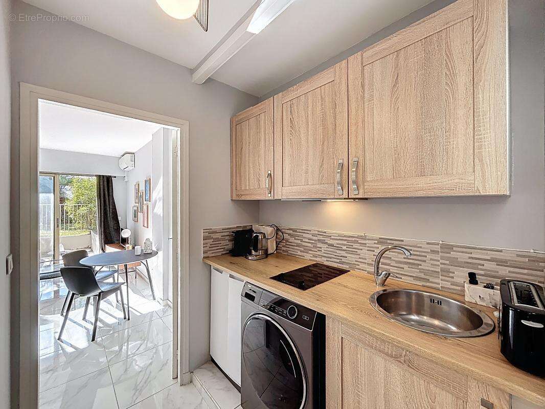 Appartement à LE CANNET
