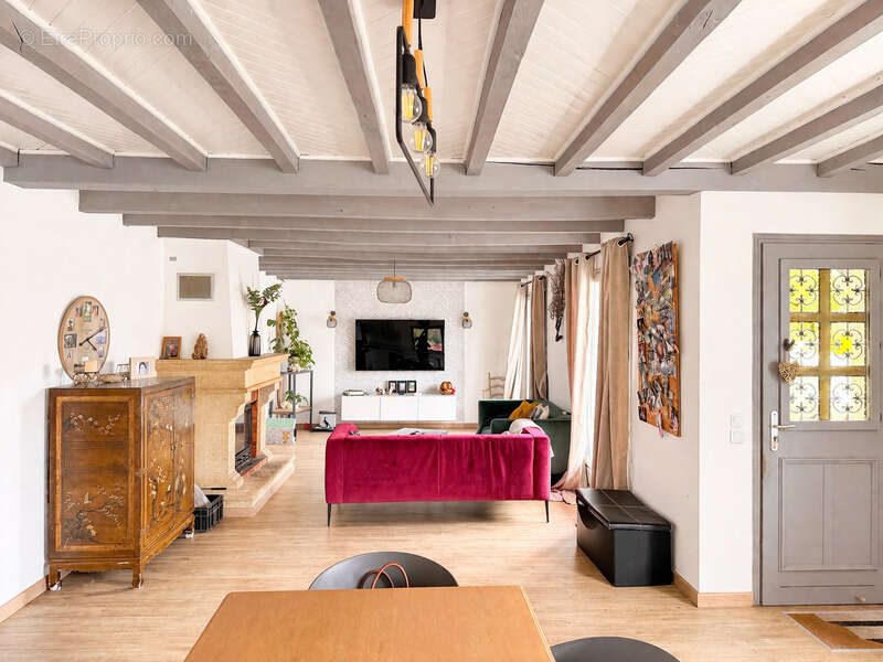 Maison familiale avec double logement – 240 m² – Terrain 1126 m² – Exclusivité - photo 2