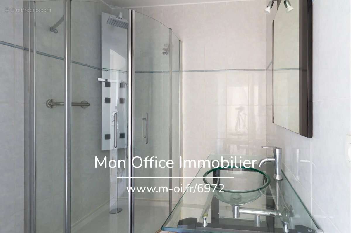 Appartement à MARSEILLE-11E