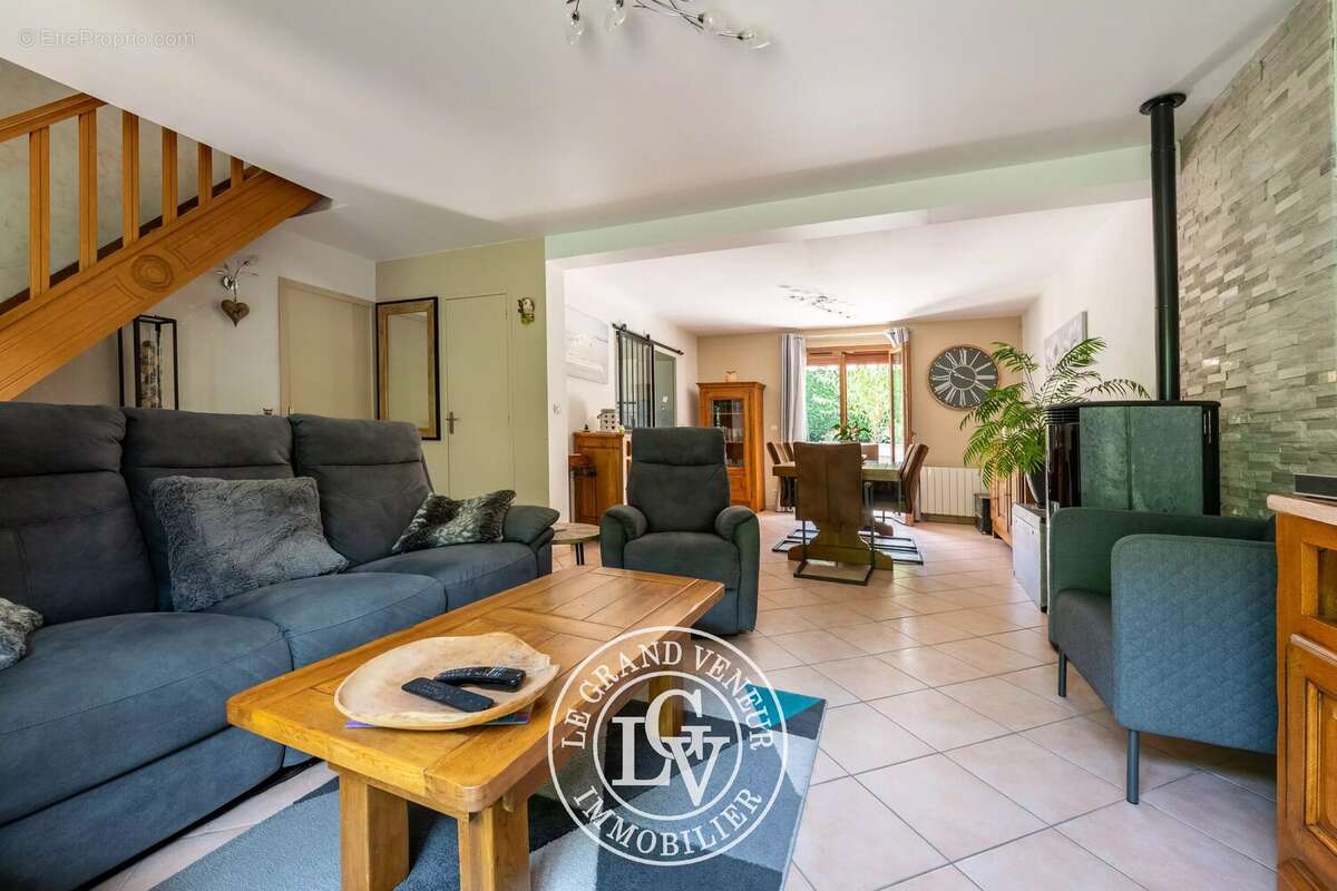 Proche barbizon- maison familiale  - 4 chambres - carport double - terrasse - jardin - photo 8