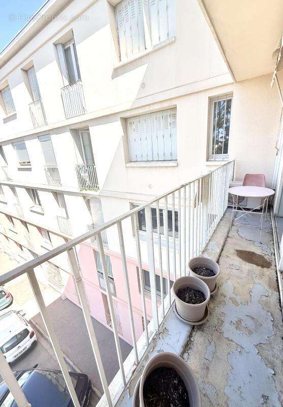 Appartement à MARSEILLE-12E