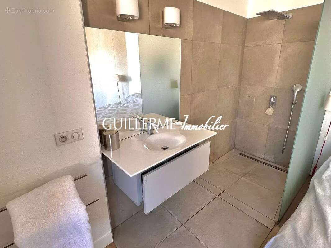 Appartement à LYON-5E