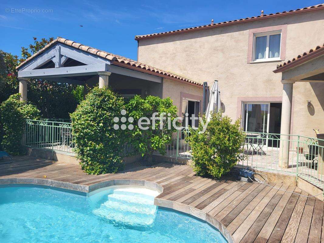 Maison 165 m² à Saint-Pargoire  - photo 20