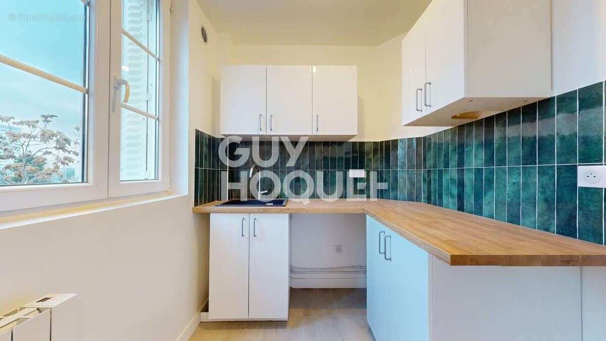 Appartement à AUBERVILLIERS