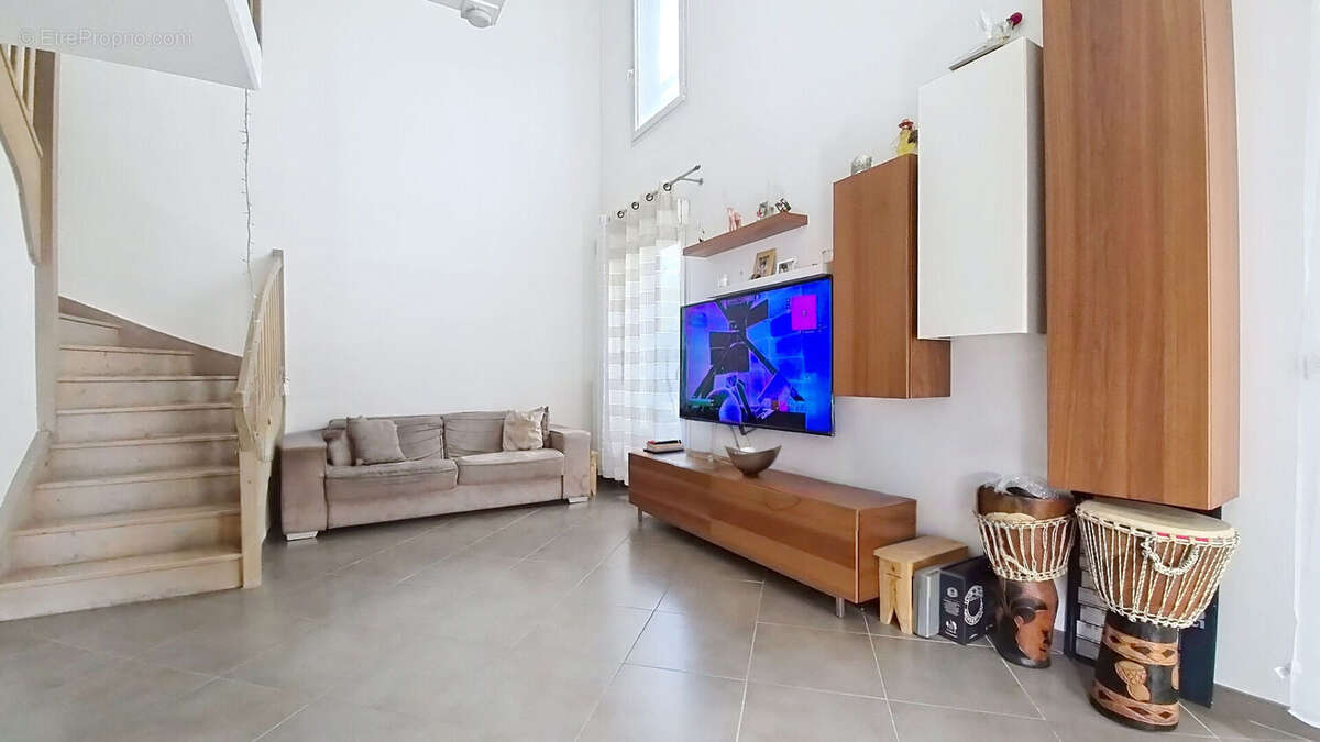 EXCLUSIVITÉ - Duplex 84m² jardin + terrasse + parking - Limeil-Brévannes - photo 2