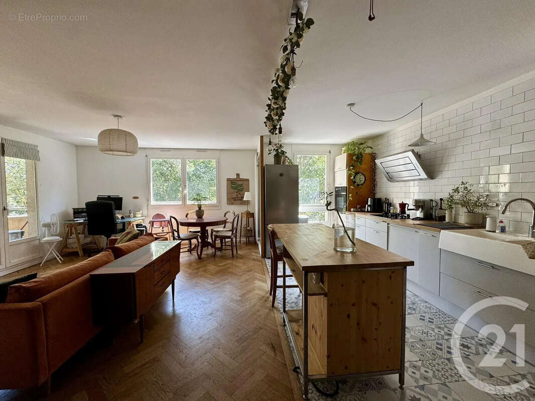 Appartement à VILLEURBANNE