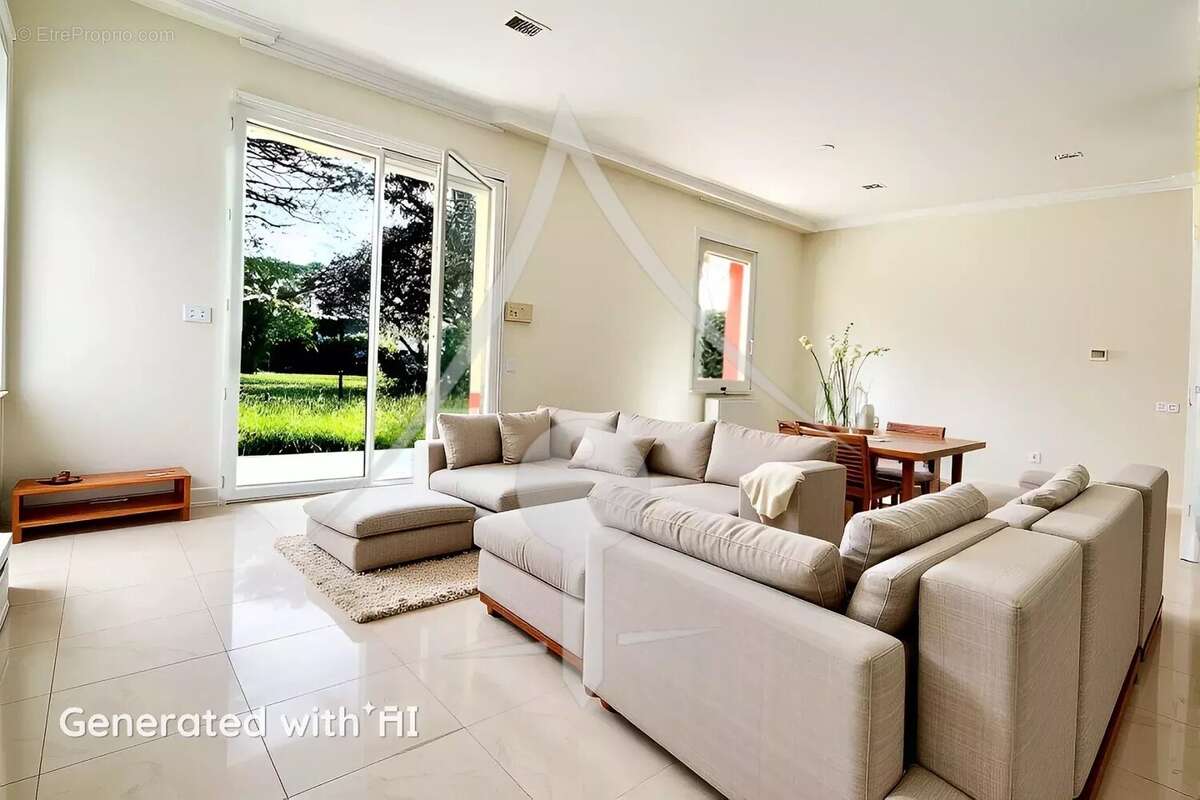 Maison à LAVERNOSE-LACASSE