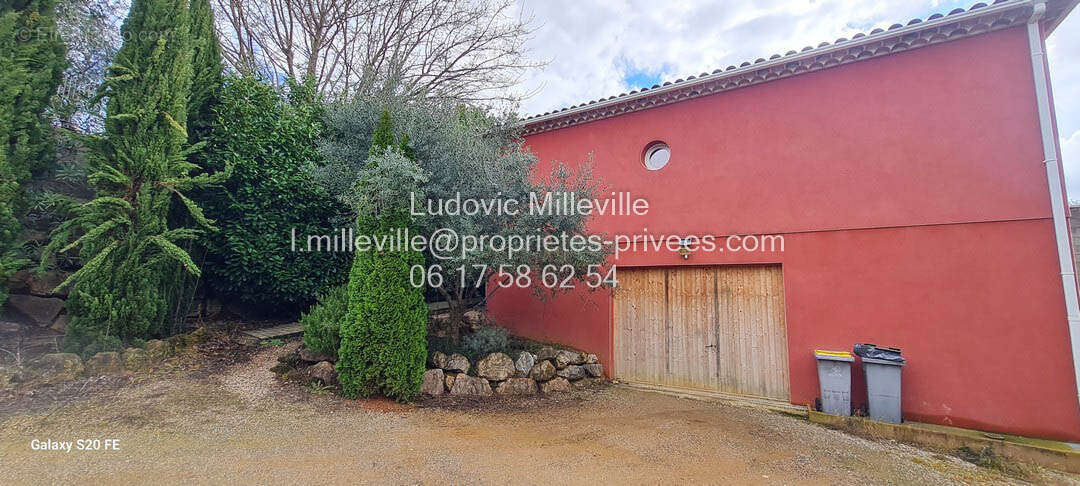 Spacieuse villa 155m² avec grand garage et piscine sur 760m² de terrain - photo 12