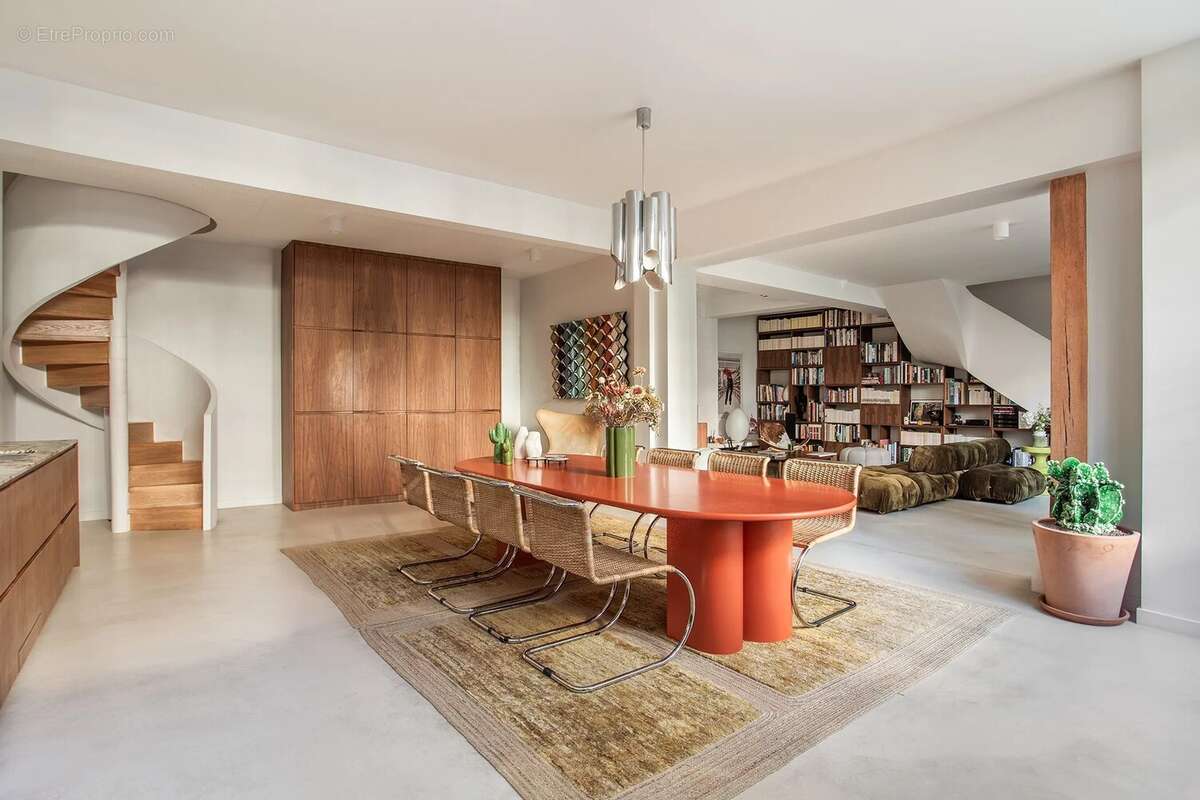 Appartement à PARIS-6E