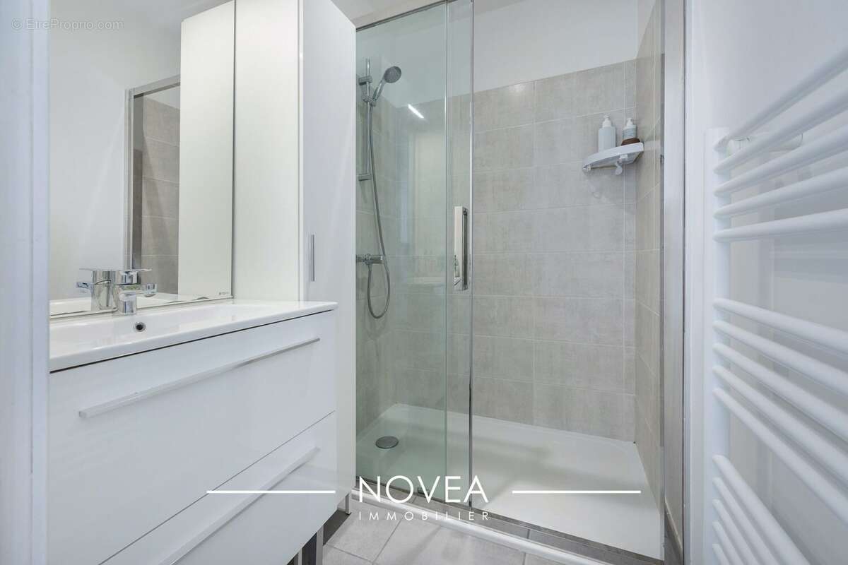 Maison 124 m² à Grezieu-La-Varenne  - photo 9