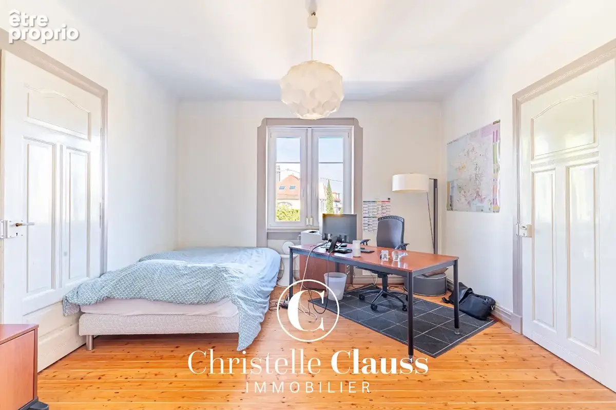 Maison de Maître 205 m² - photo 18