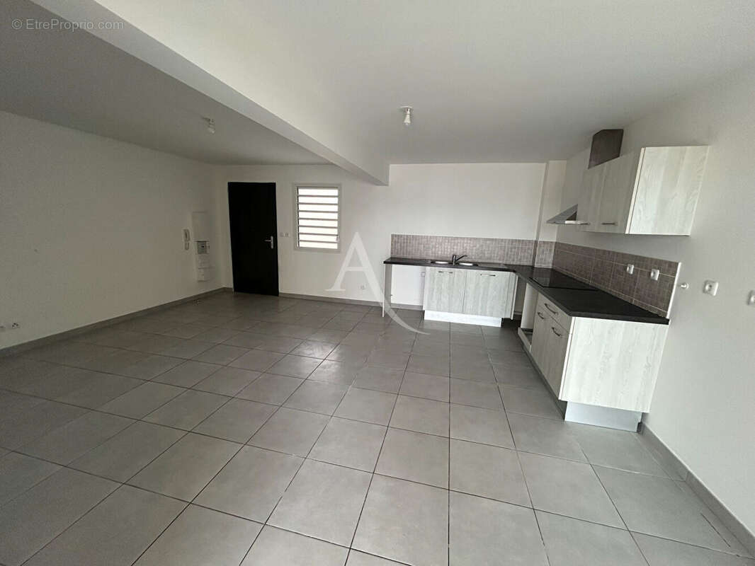 Appartement T3 Etang Z'Abricots - photo 2