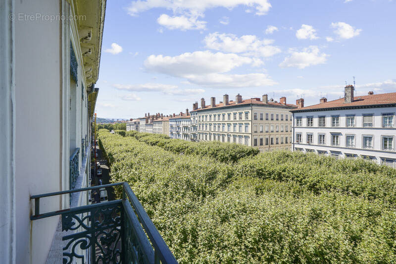 Appartement à LYON-6E