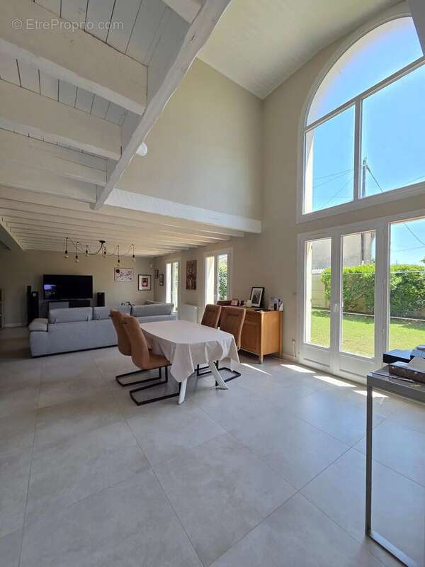 Appartement à CREON