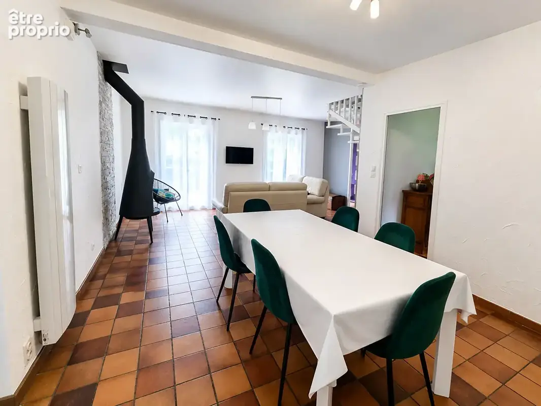 Maison familiale 160m² - terrain 2 250m² - photo 3