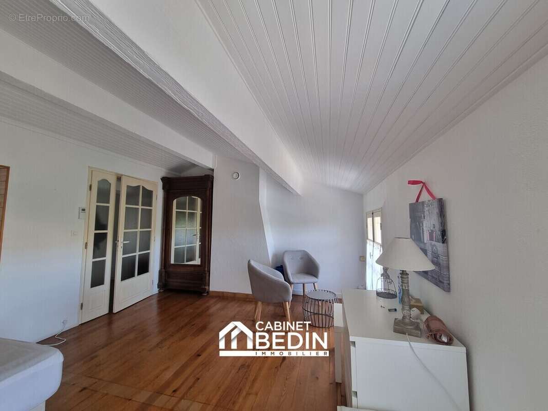 Maison 90 m² à Puisseguin  - photo 6