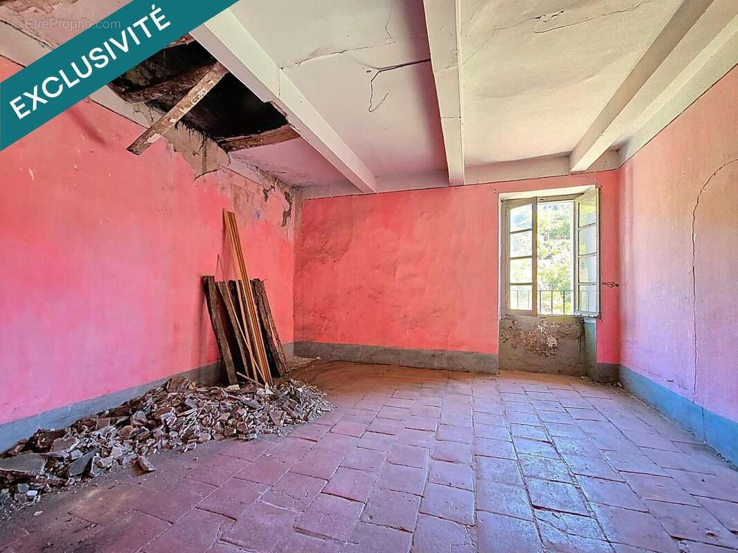 Photo 2 - Appartement à SAINT-ETIENNE-ESTRECHOUX