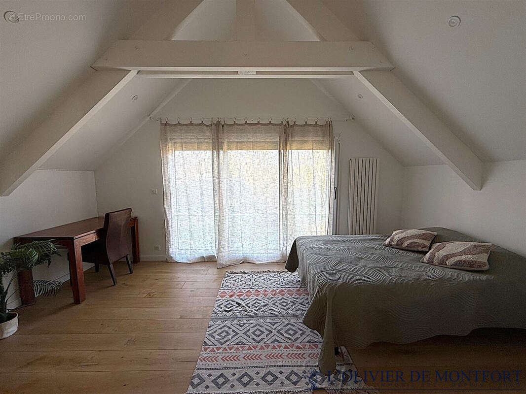 Maison à MONTFORT-L'AMAURY