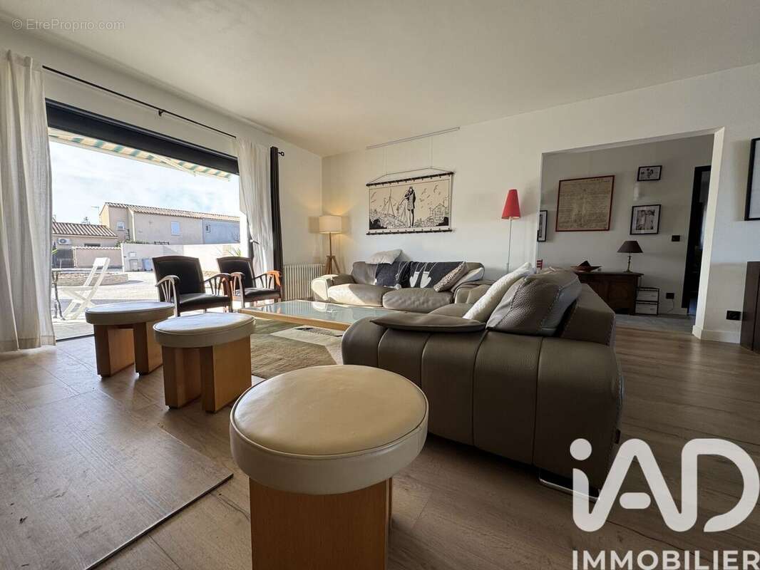 Maison 280 m² à Pollestres  - photo 6
