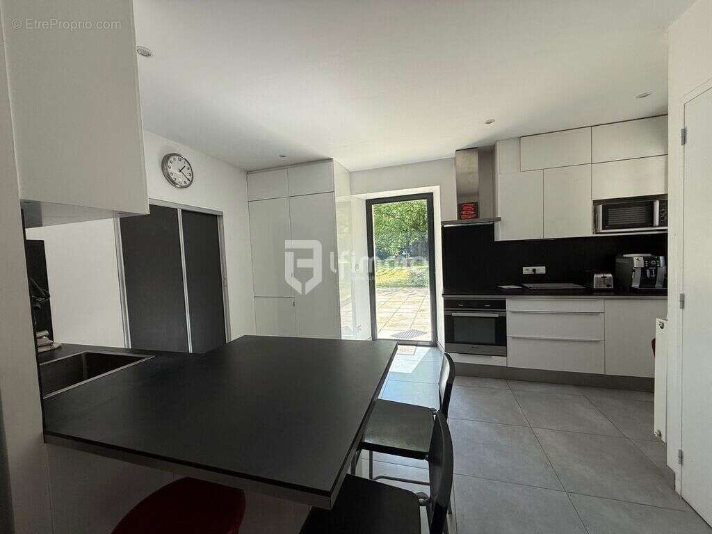 Maison à AYGUEMORTE-LES-GRAVES