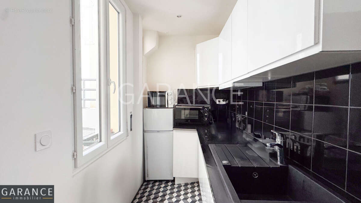 Appartement à PARIS-12E