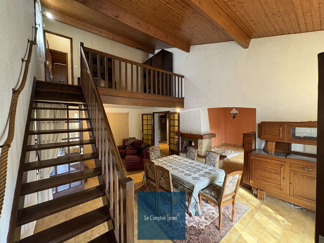 Maison à SAINTE-EULALIE