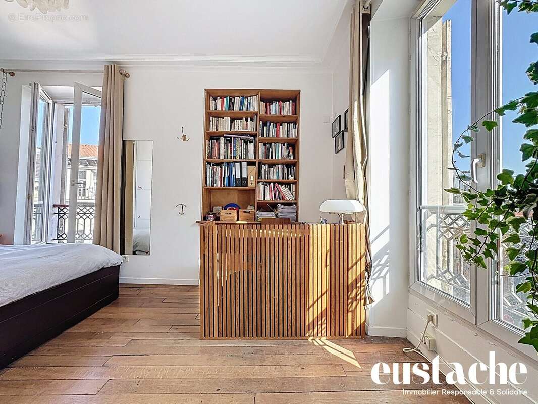 Appartement à PARIS-18E