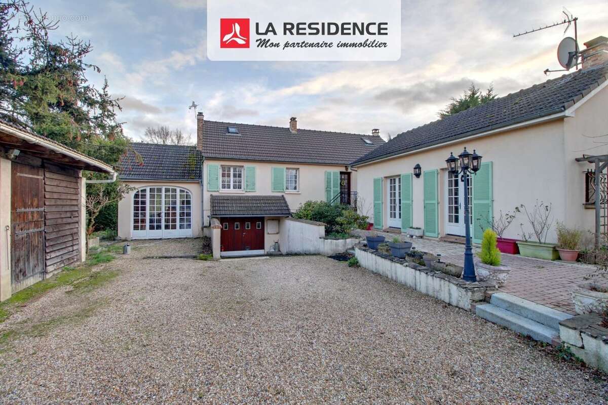 Maison à AILLY