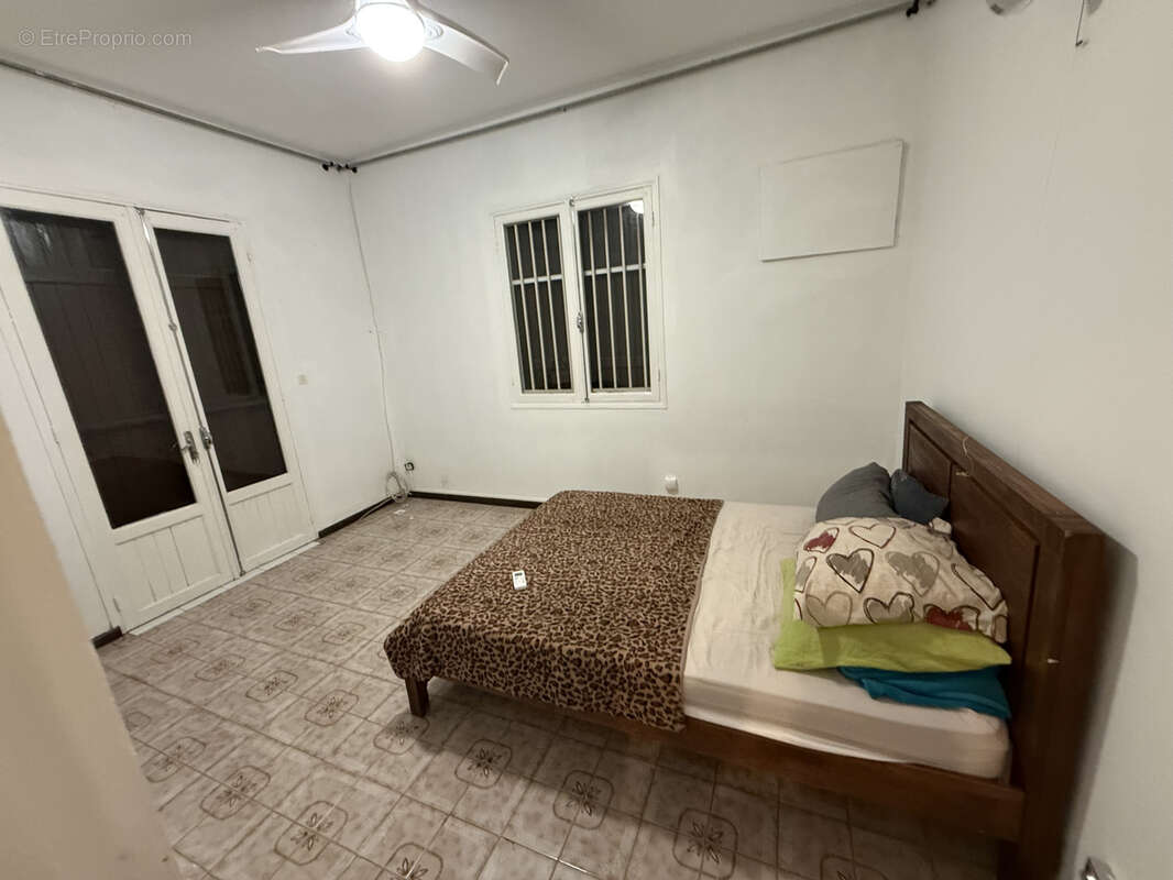 Maison à SAINT-DENIS