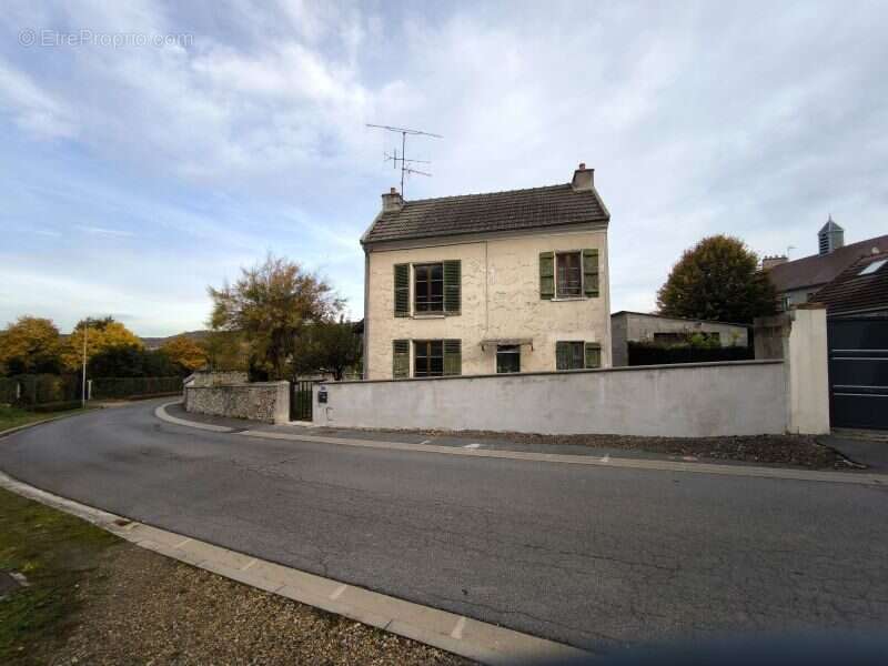 Maison 71 m² à Blesmes  - photo 2