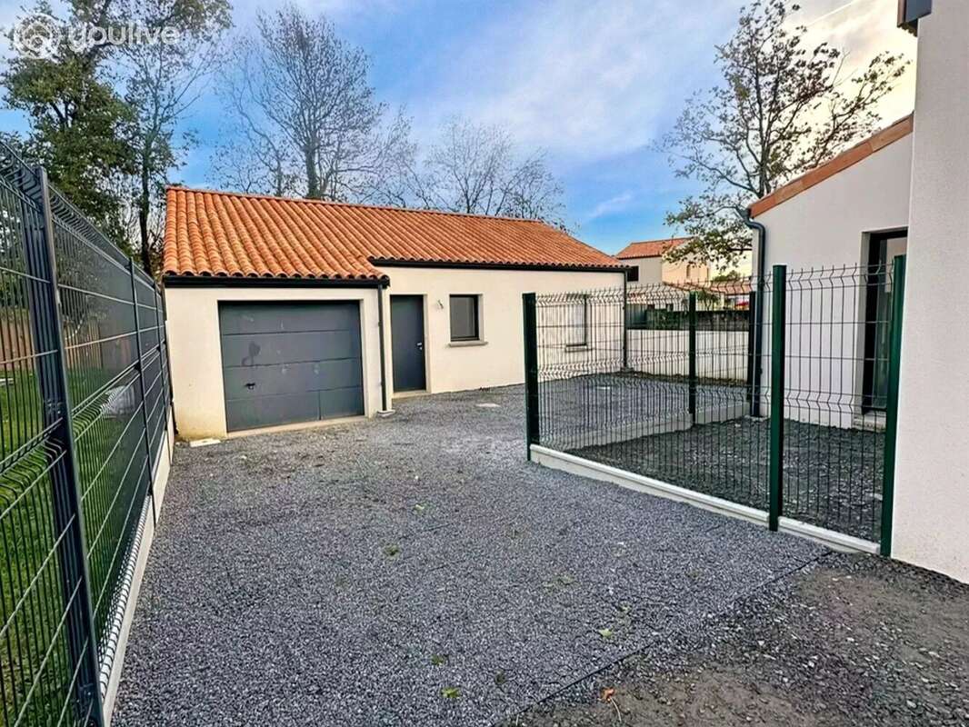 Maison à PONT-SAINT-MARTIN